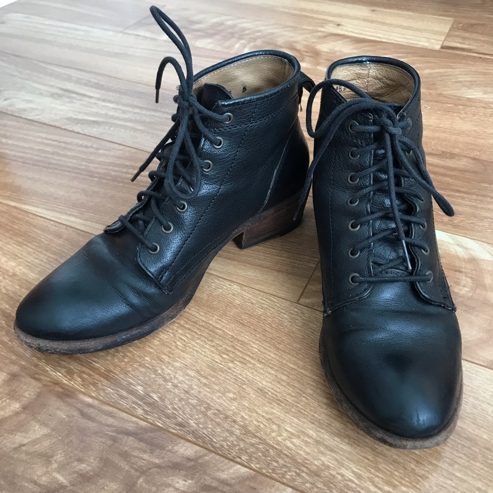 Frye Lace Up black leather boots